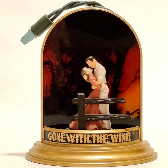 Farewell Scene Gone With The Wind 2001 Hallmark Ornament MAGIC - Picture 4 of 9